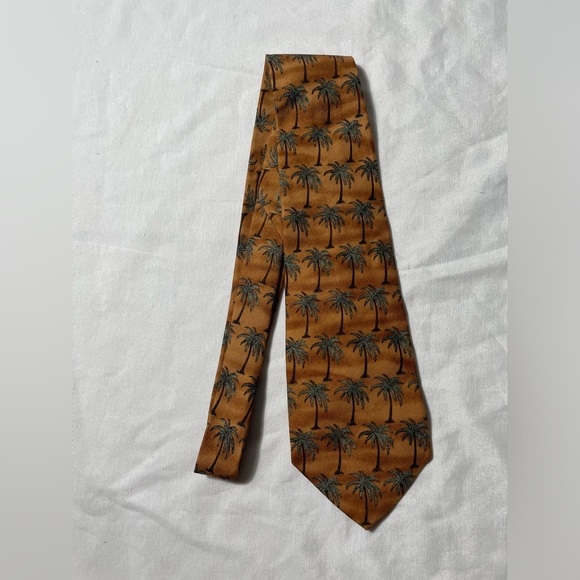 Tommy Bahama Other - Tommy Bahama Palm Tree Design Silk tie